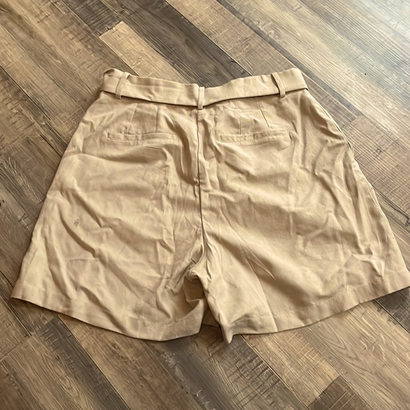 Blu Pepper women’s medium shorts - Picture 2 of 2